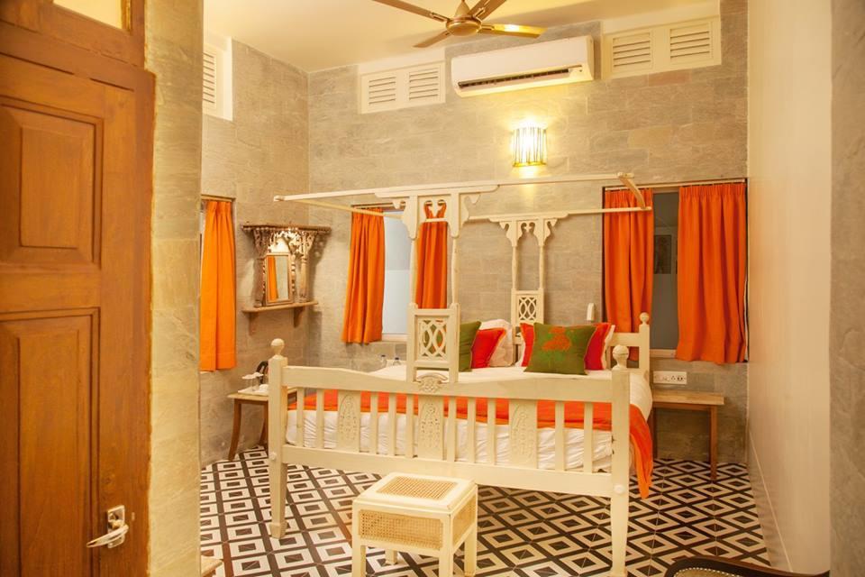 Bed and Breakfast The Ivy House Калькутта Экстерьер фото